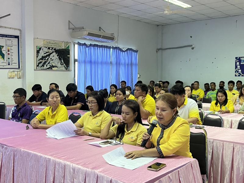 ประชุมแนวทางการขับเคลื่อนการพัฒนาอำเภอกุฉินารายณ์ และการปฏิบัติหน้าที่ของนายกองค์การบริหารส่วนตำบล 